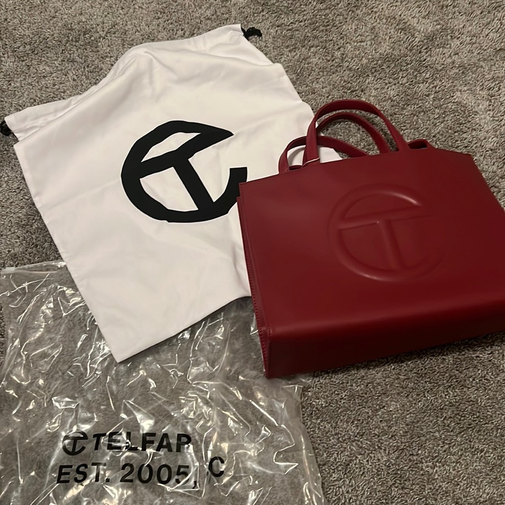 Telfar medium size shopping bag in oxblood